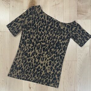 Halogen Leopard Print Short Sleeve Top